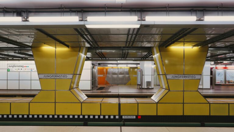 Frutiger Metro signage